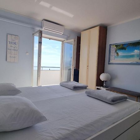 לובראן Apartment With Direct Sea View, Free Parking And Close To Beaches And Promenade מראה חיצוני תמונה