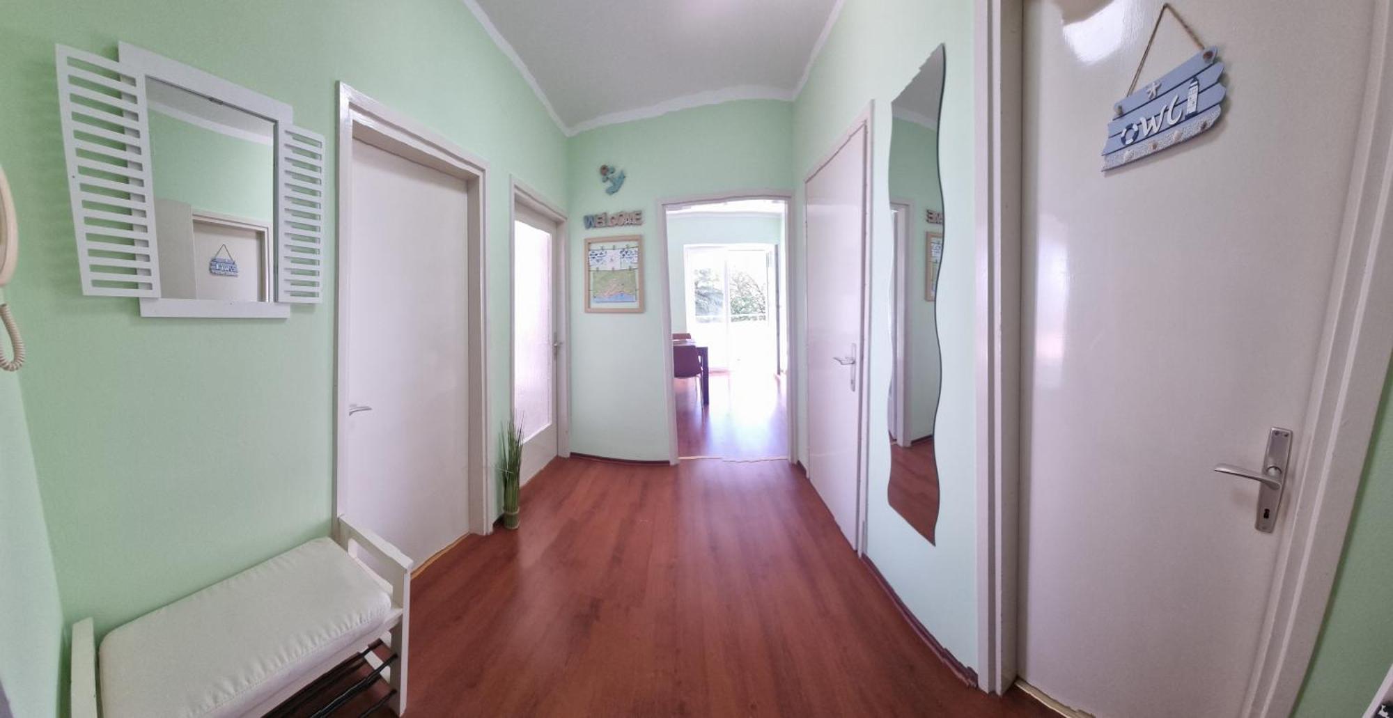 לובראן Apartment With Direct Sea View, Free Parking And Close To Beaches And Promenade מראה חיצוני תמונה