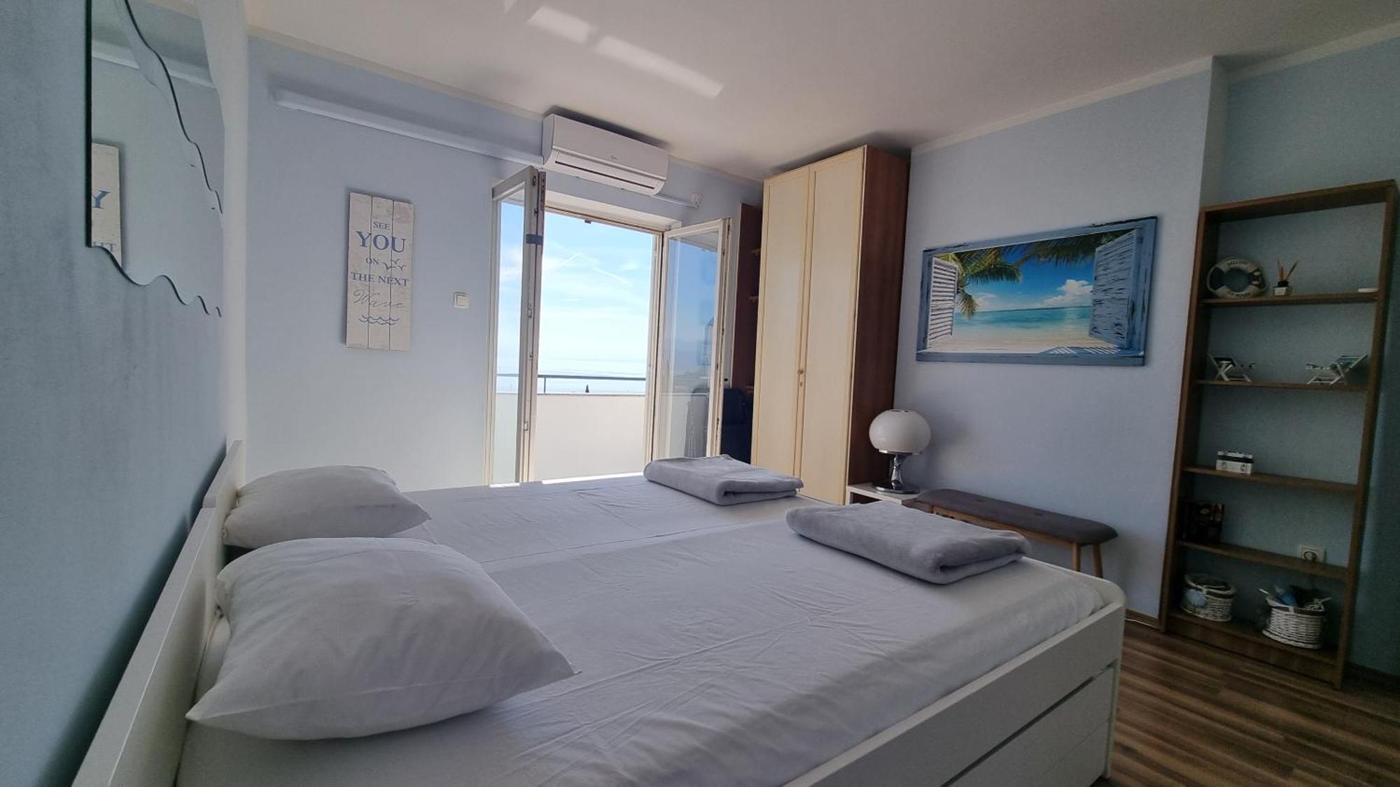 לובראן Apartment With Direct Sea View, Free Parking And Close To Beaches And Promenade מראה חיצוני תמונה