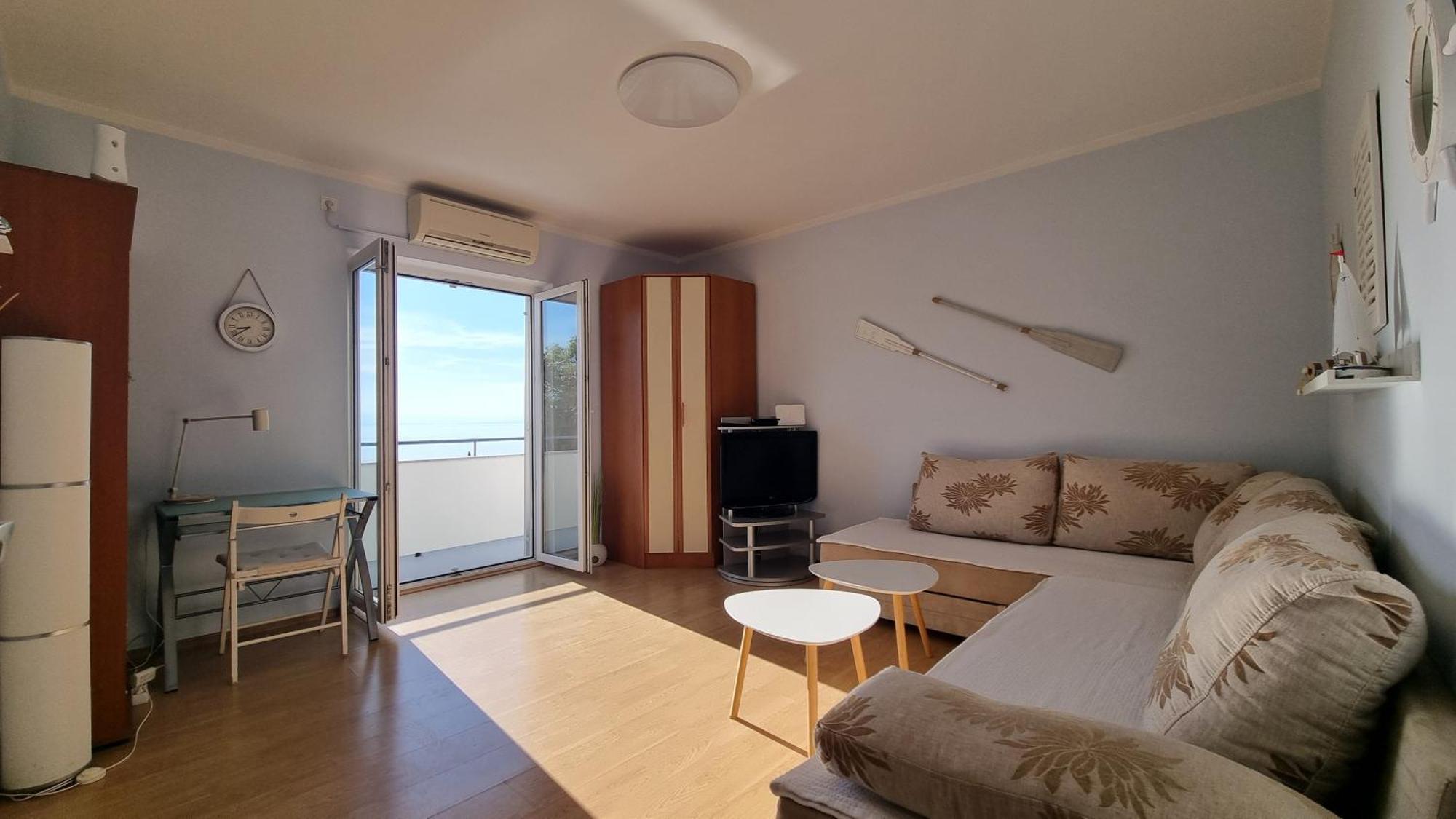 לובראן Apartment With Direct Sea View, Free Parking And Close To Beaches And Promenade מראה חיצוני תמונה